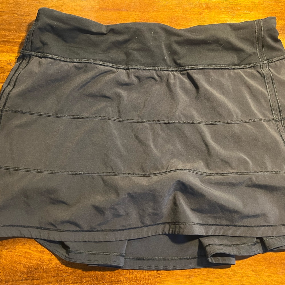 Black Lululemon Skirt-Size 8 tall